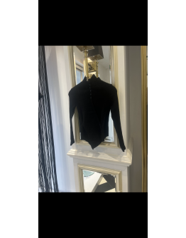 Siyah Düğme Detay Bluz