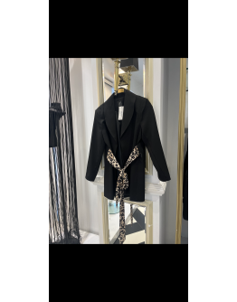 Leopar Detay Fiyonk Siyah Ceket