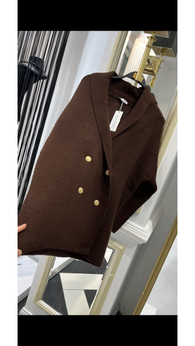 Kahverengi Düğme Detay Hırka